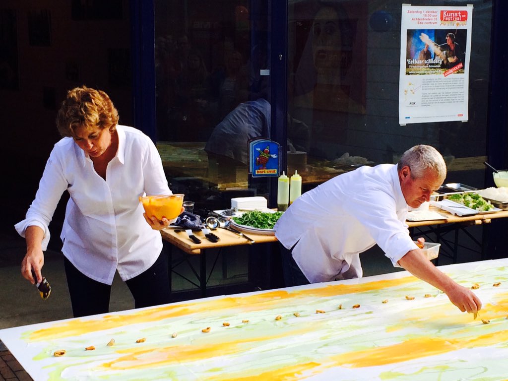 EdeMarketing (@edemarketing) on Twitter photo Iov PEK maakt 24kitchen Angelique Schmeinck n heerlijk schilderij. daarna 'n rondleiding <a href="/smaakvangogh/">Smaak van Van Gogh</a> pop-Up museum Iov PEK maakt 24kitchen Angelique Schmeinck n heerlijk schilderij. daarna 'n rondleiding <a href="/smaakvangogh/">Smaak van Van Gogh</a> pop-Up museum
