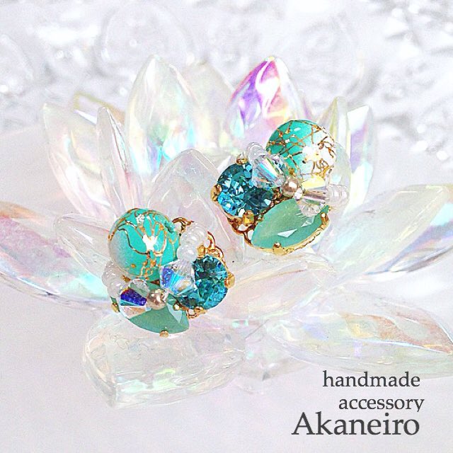 ダイヤモンドみたいな輝き スワロフスキーアクセを作ろう Handful ハンドフル ダイヤモンドみたいな輝き スワロフスキーアクセを作ろう Handful ハンドフル