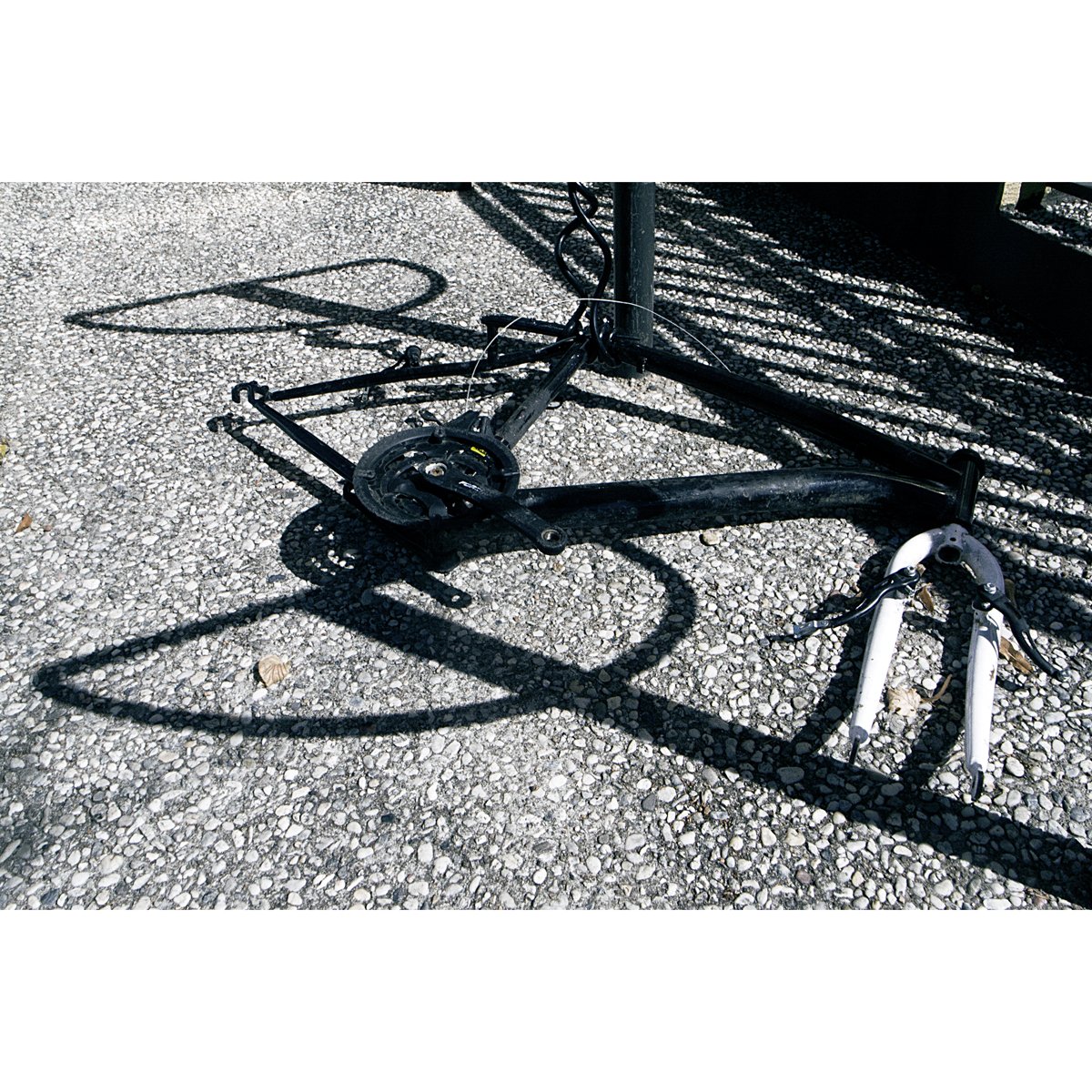 Sayf_SF's tweet image. Velombre.
[ cc. Hadrien Sayf, 2016 ]
#UrbanHacking