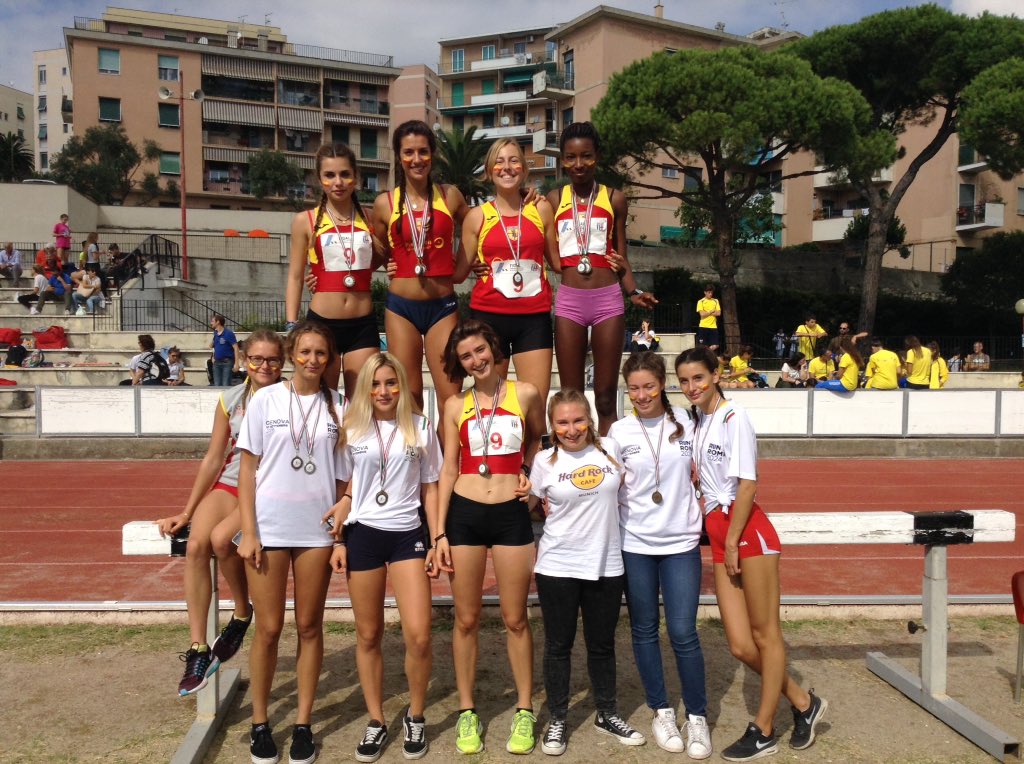 AtleticaFanful2's tweet photo. #atletica #cds2016 #Genova Fanfulline settime classificate nella finale B! Bravissimeeeeee https://t.co/buHA2VO4Rf