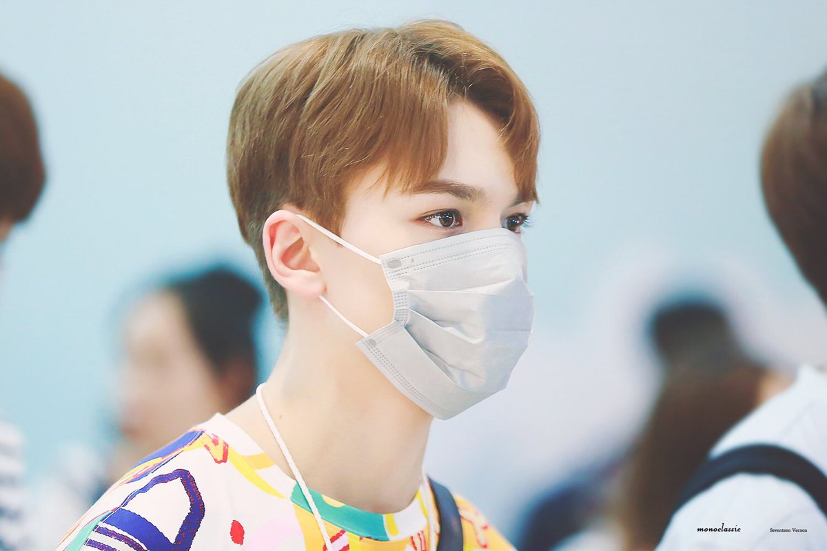 monoclassic_vn's tweet photo. 160622 인천-뉴욕 #세븐틴 #버논 #vernon https://t.co/1LIVuSPaW1