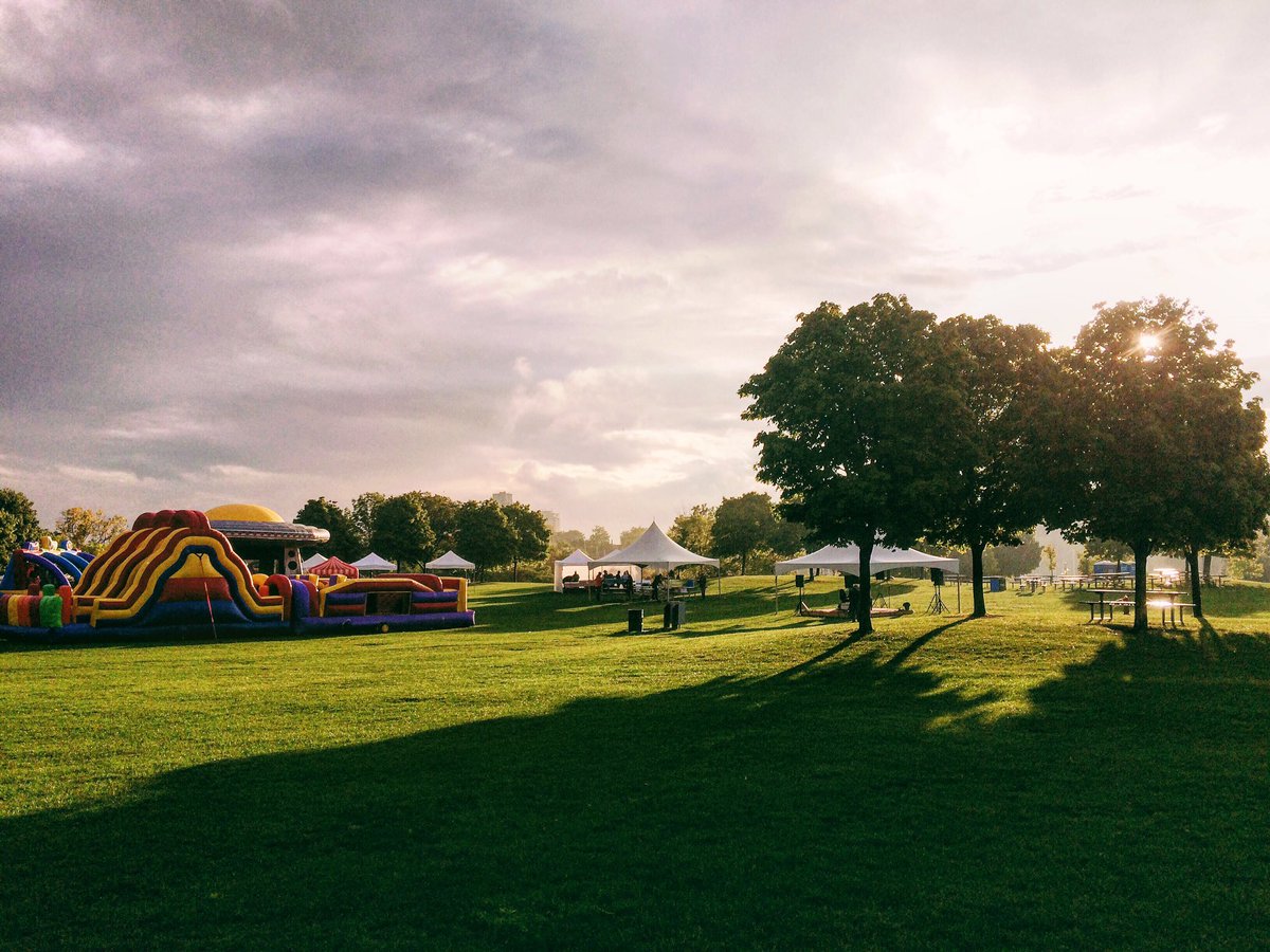 nathannash_'s tweet photo. The rain is passing and here comes the sun! Excited to join @DSAHamilton at #BayfrontPark for the #GO21 #TheWalk2016 #DownSyndrome #HamOnt https://t.co/pY2gi1iZcg