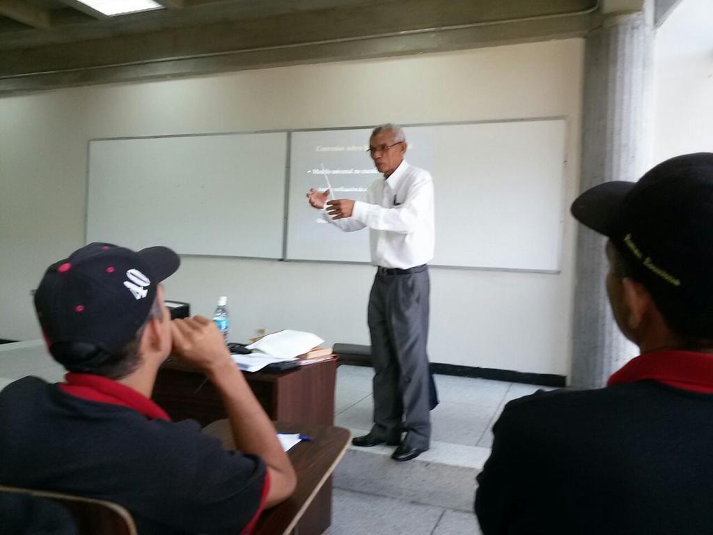 Coalicion40's tweet photo. Ayer en #AccionSindicalDDHH, clase magistral de @TelloBenitez sobre "La Libertad Sindical"
Gracias @espehermida https://t.co/fJ9CyAEYrc