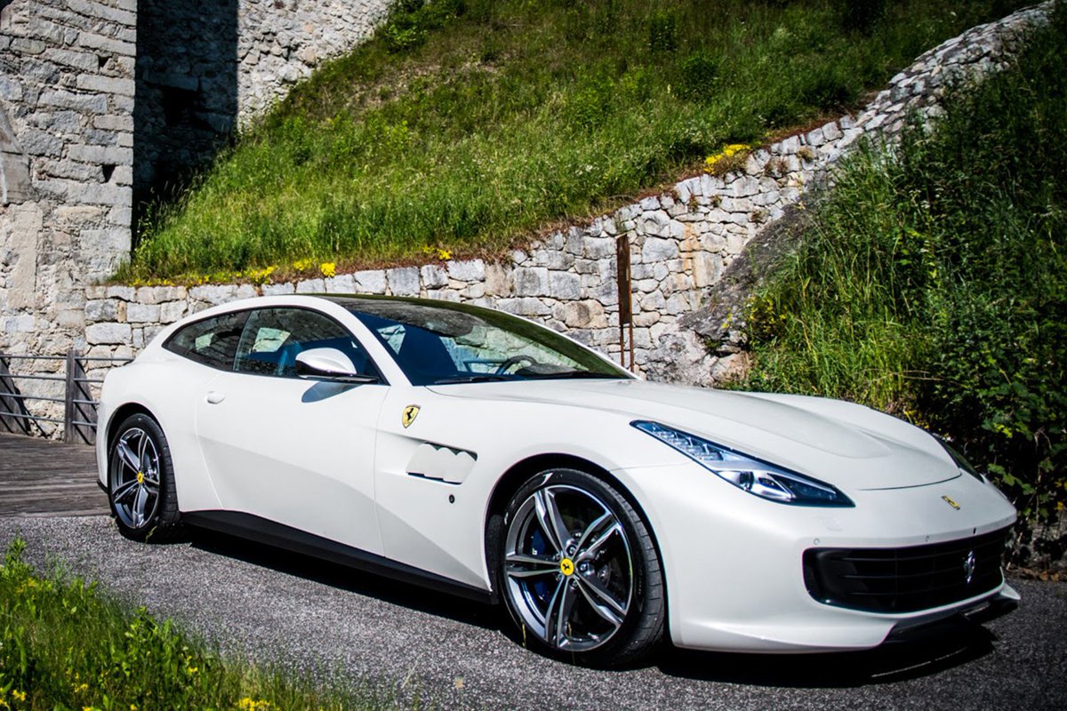 DailyFerrari's tweet photo. Ferrari GTC4Lusso https://t.co/9O5VILTnt5