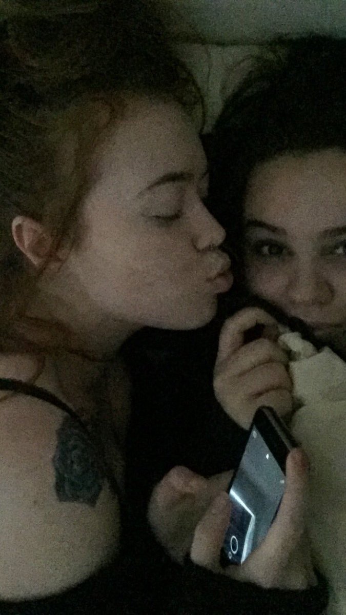georgiafischer9's tweet photo. Missing my gal already #bestweeknd🍾🍾🍾🍾🍾 @soph_nicholas https://t.co/cQWC9dTMlb