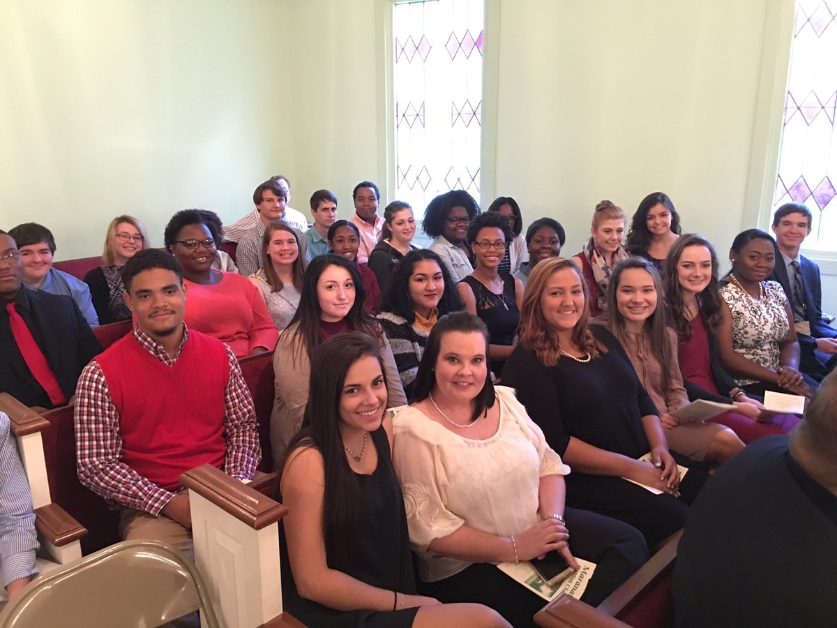 mrgarnersworld's tweet image. Getting ready to see President Jimmy Carter teach Sunday school. @SCPuckett @newnanhshistory @TimesHerald #teachingoutsidetheclassroom