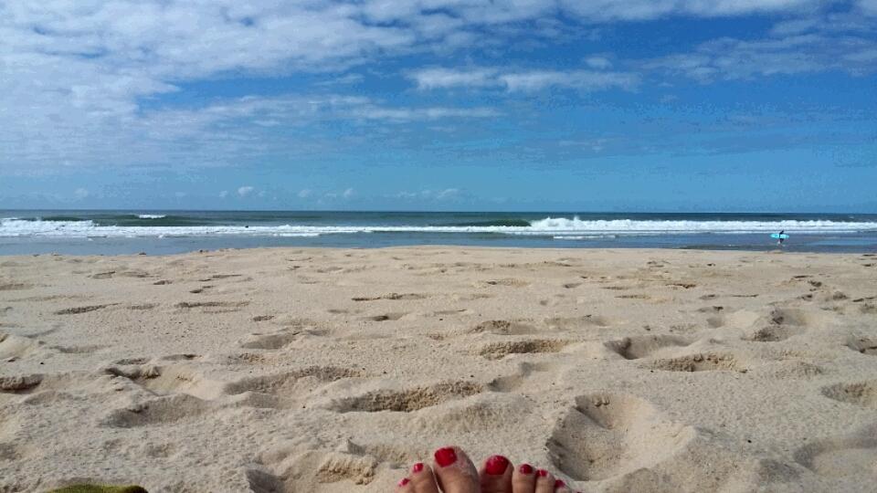 SaraChristelle's tweet photo. Vive la plage en octobre ! #AlmostAlone https://t.co/bVyyslu40B