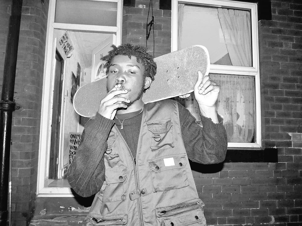 DoomedRegular's tweet image. In a world of your own.