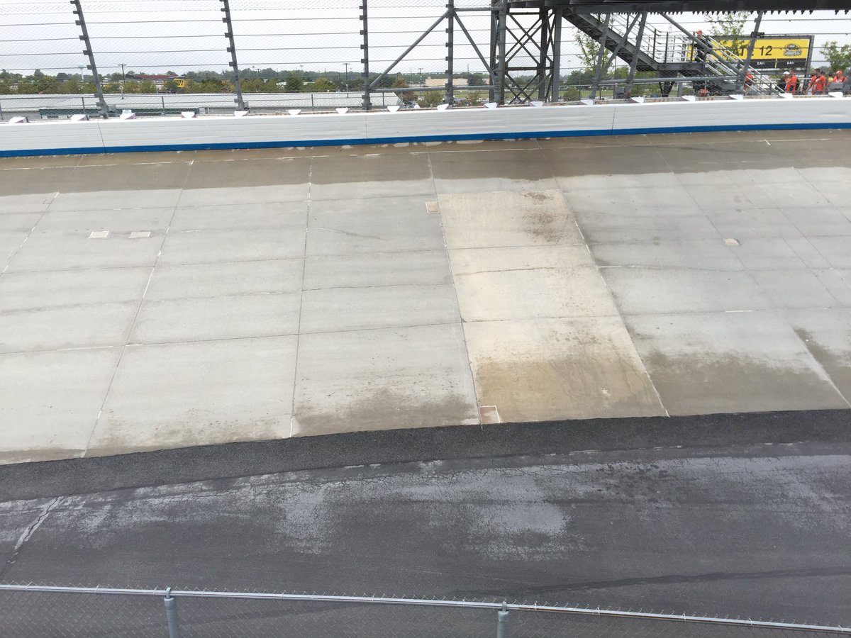 ndegroot89's tweet photo. Just over 1hr from the start of 600 miles of racing at Dover ... Track is still damp, but they're making progress. #NASCARDoubleHeader https://t.co/h5wX6Zd2N1