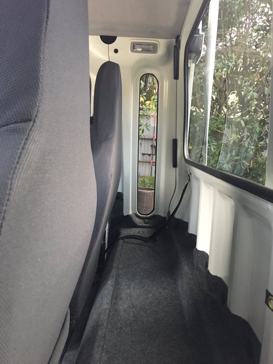 いわっき Twitterissa それにしても サンバー グランドキャブ ハイゼット ジャンボ いいぞ 室内に荷物置けるし シートリクライニングもできる かつ 荷台スペースも犠牲になっていない素晴らしい構造