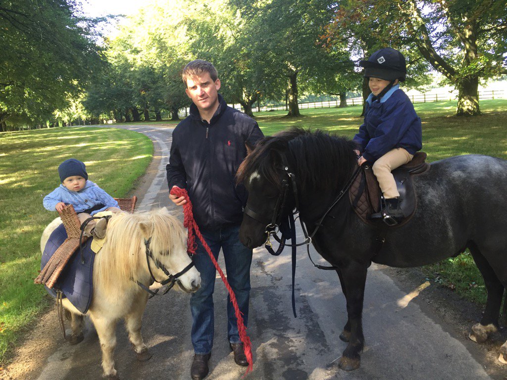 No runners today so it was a nice morning for Becky and I to bring Patrick & Conor for a ride on the ponies
