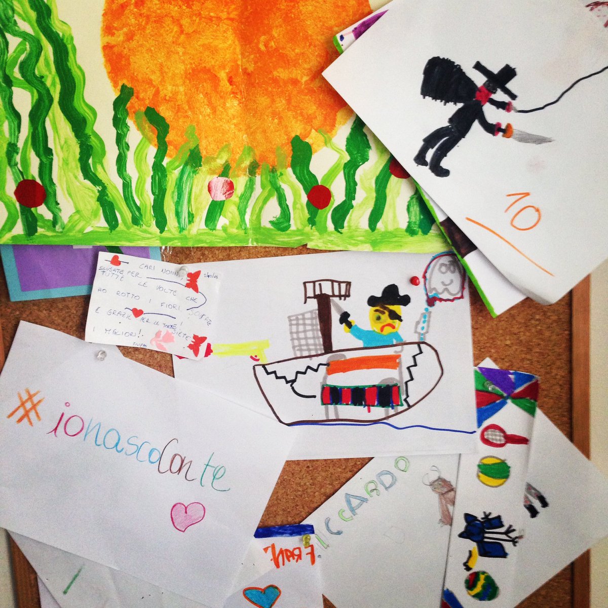 Ecci82's tweet photo. Non solo Zorro e pirati: i nipotini fanno spazio a #IOnascoConTe per aiutare mamme e bambini con @MediciConAfrica https://t.co/bwnpwJ4IC7