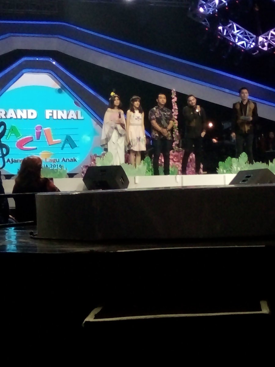 Aaaahh kalian😍😘💓 <a href="/ifyalyssa/">Ify Alyssa</a> <a href="/SiviaBlink/">via</a>