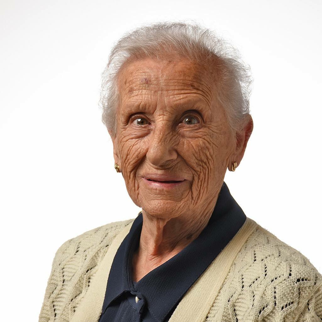 llopasfera's tweet photo. #llopasfera10anys i un dia. 139 assistents i ella. Llopasfèrics del món, moltes, moltes gràcies!! https://t.co/HqIsXJ5DCo
