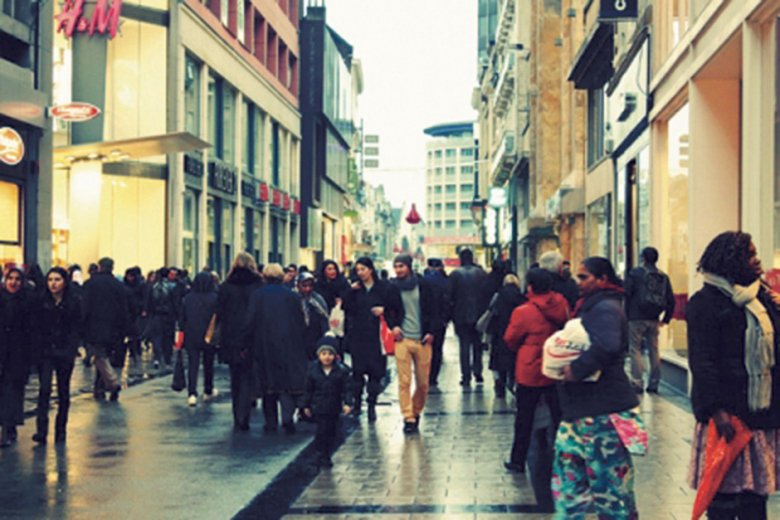 BRUZZbe's tweet photo. 151 Brusselse winkels open voor Sunday Shopday. #sundayshopday
https://t.co/9UhBqJWxRG https://t.co/OQ19iCovTb