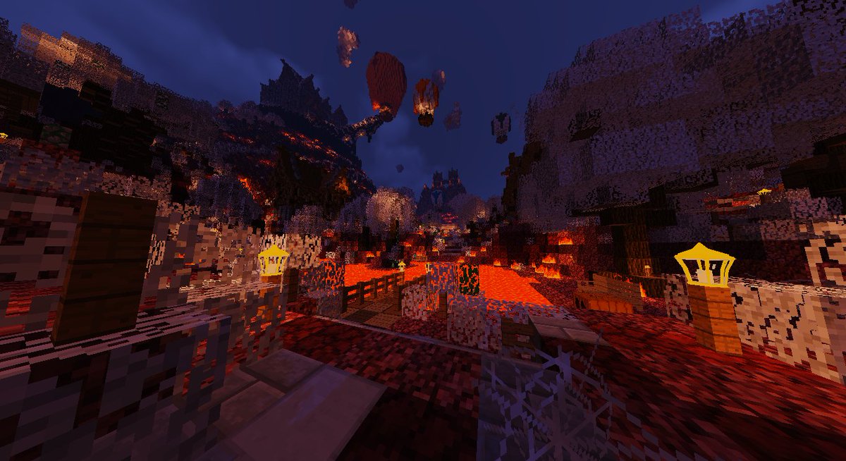 Thibault1998083's tweet photo. La Capitale du Green est prête pour Halloween ! @NationsGlory @ibalix_romain https://t.co/BxkYs3yM2z