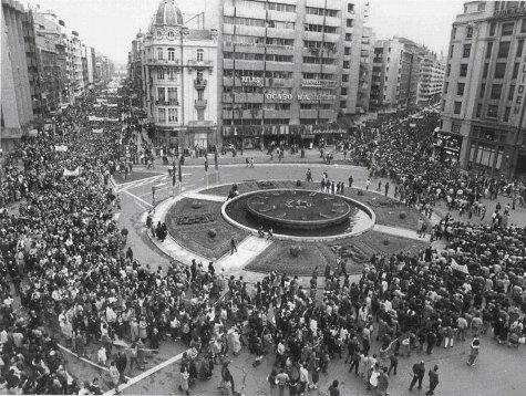 regionleonesa's tweet photo. En 7 días nos manifestaremos como hicimos ayer. El gobierno es suyo, pero es nuestro el poder
#autonomialeonesa #9OCT #Zamora #regionleonesa https://t.co/ZWSvknDr3D