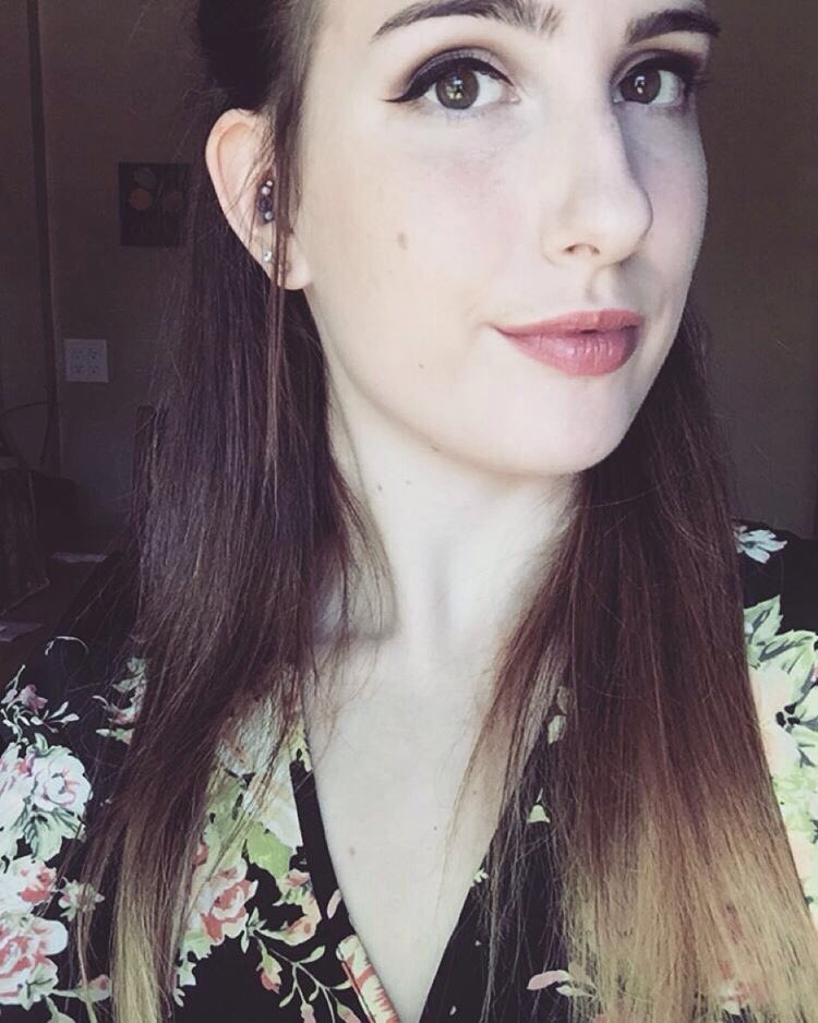 HotYouTuberPics's tweet photo. Morgan would get a good face fuck from me https://t.co/6KPx6y8IYS