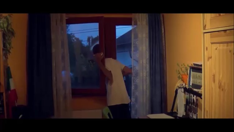 maxiszili's tweet photo. Screenshots from the newest version of silence! #shortfilm #screenshot https://t.co/GxC4rQgtJt