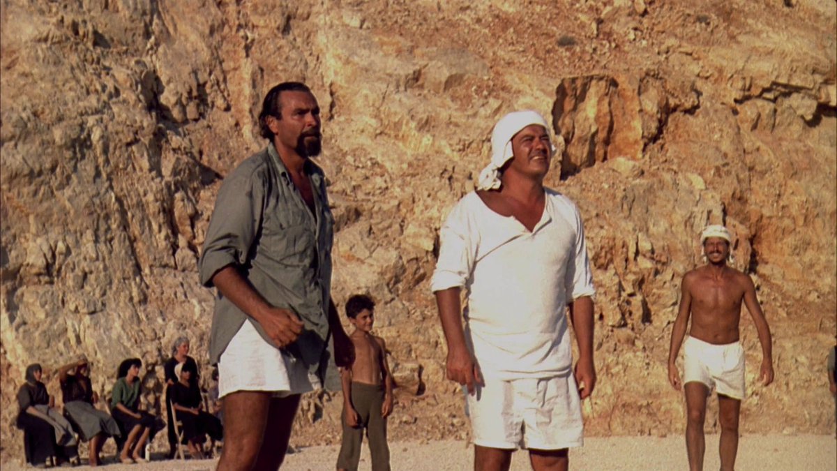 trivijuan's tweet photo. "Mediterráneo" de Gabriele Salvatores lleva a buen puerto el arte de la guerra. Escapando. #UnaFacciaUnaRazza #Vassilissa https://t.co/Y7TY2KVgzC