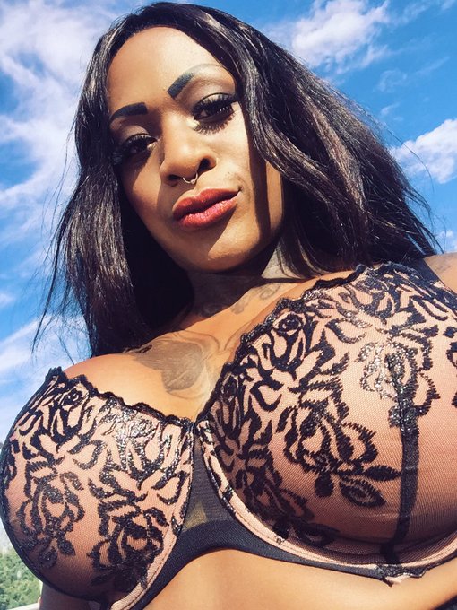 Ebony Xxx Tattoo - TW Pornstars - Josy Black (XXX). The most retweeted pictures ...