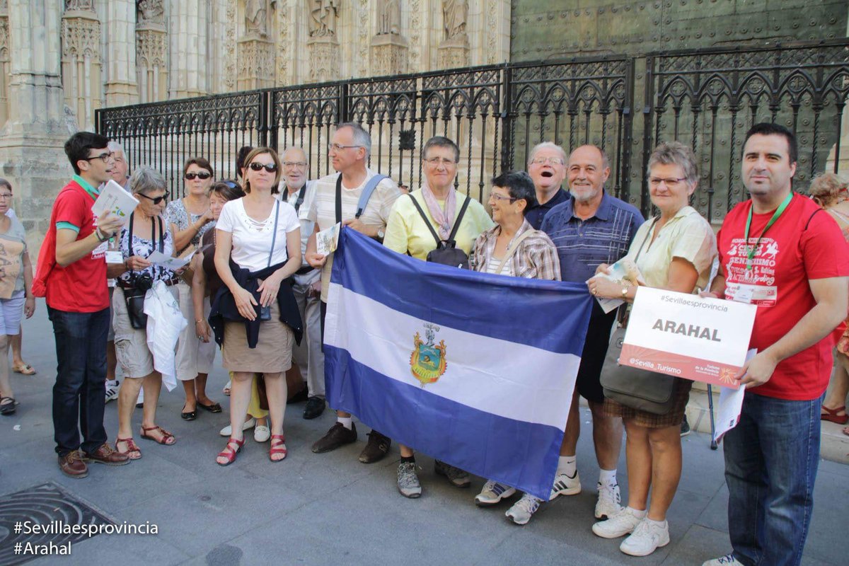 Seguimos jugando!!! Gymkana #Sevillaesprovincia #Arahal <a href="/Sevilla_Turismo/">Turismo Provincia Sevilla</a> <a href="/prodetur/">Prodetur DipuSevilla</a> <a href="/Dipusevi/">Diputación de Sevilla</a>