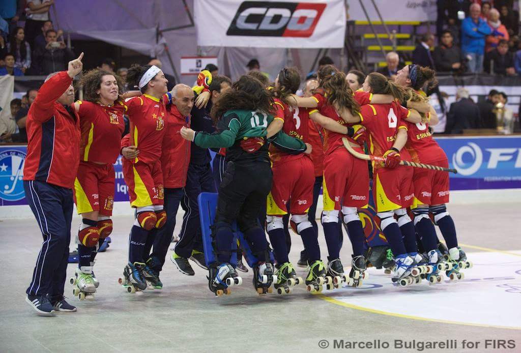 Que brillar es lo vuestro! 
Muchas felicidades
CAMPEONAS DEL MUNDO
Os merecéis tanto!!