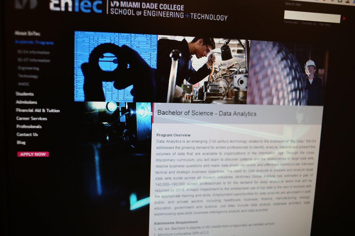 CompTIA_SLED's tweet photo. #STEM News: FL to offer #bigdata #degree https://t.co/hT4YfgahH2 This ties in well with our #smartcitiesweekdc panel discussion https://t.co/Ec5ZT5X23v