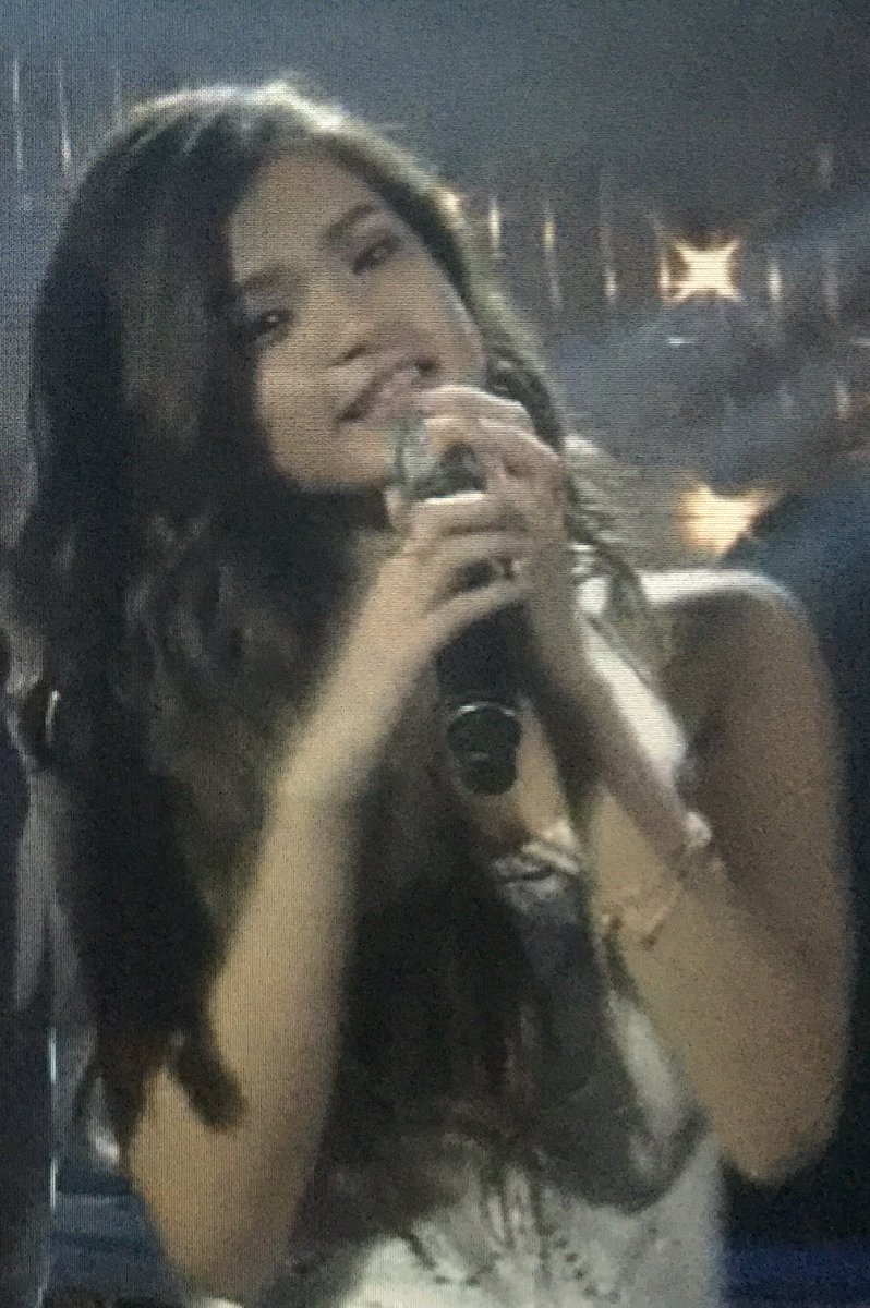 MLfromCA's tweet photo. @MissMarisRacal Well done, kiddo! Congraaaats! YOU ARE A STAR! This is just the beginning!!! To more beautiful and brighter days ahead! 🙏🏼❤️ https://t.co/razAbsWiZw