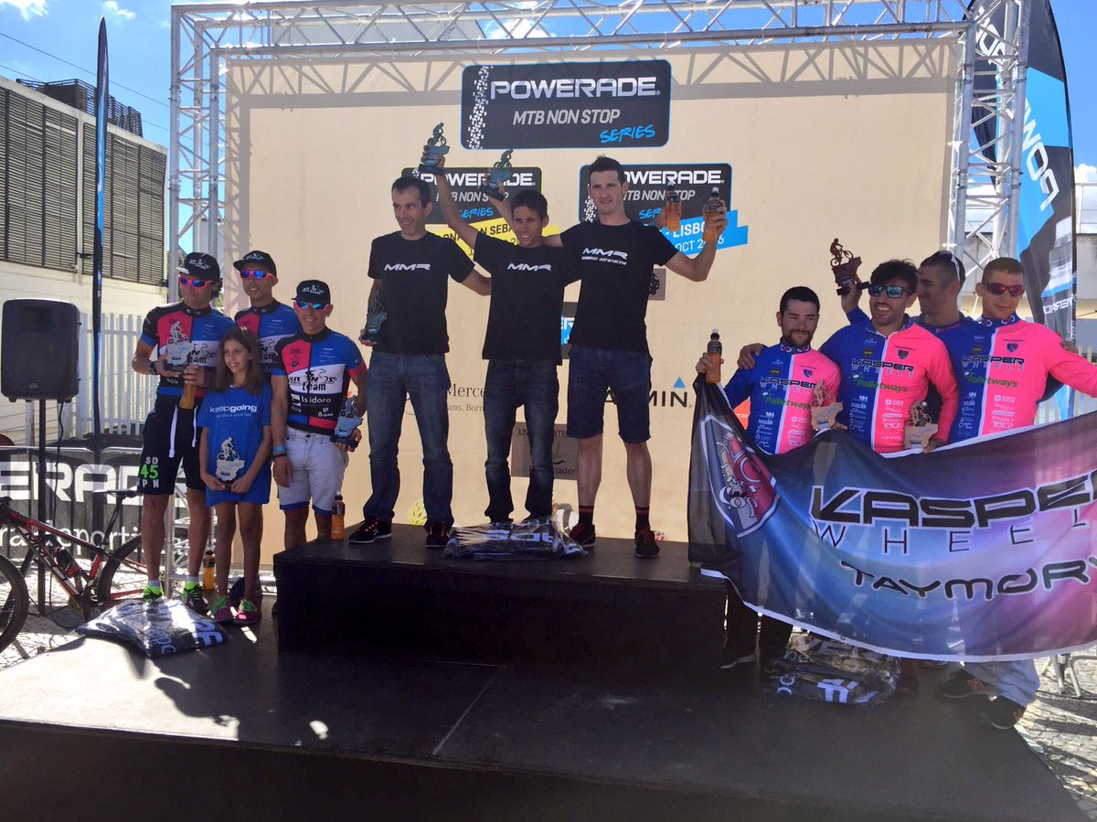 CocaColaCo_es's tweet photo. Enhorabuena a los campeones de grupos. ¡Sois todo un ejemplo de superación! #PoweradeNonStop #MTB https://t.co/w9eX3WXhWq