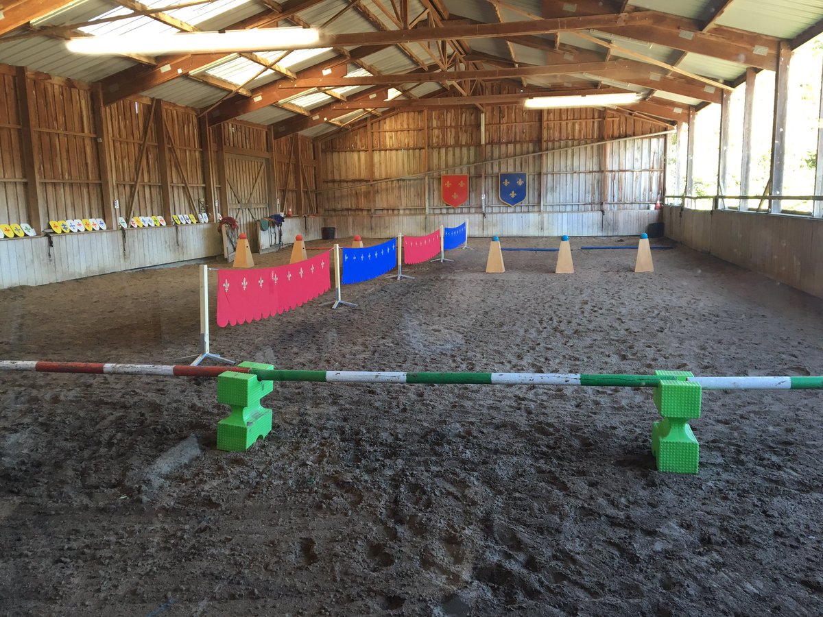 CM1B_ThorezB's tweet image. C est l&apos;heure du tournoi ❤️❤️❤️#wiktor