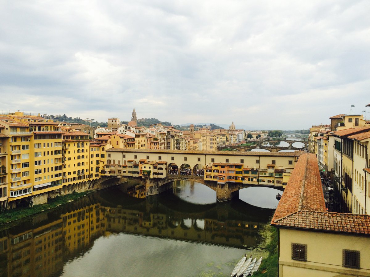 [LES AMIS A FLORENCE] Moments #Dégustation à <a href="/TenutaLaNovella/">Tenuta La Novella</a>  sur la route vers #Florence #Italie #Toscane