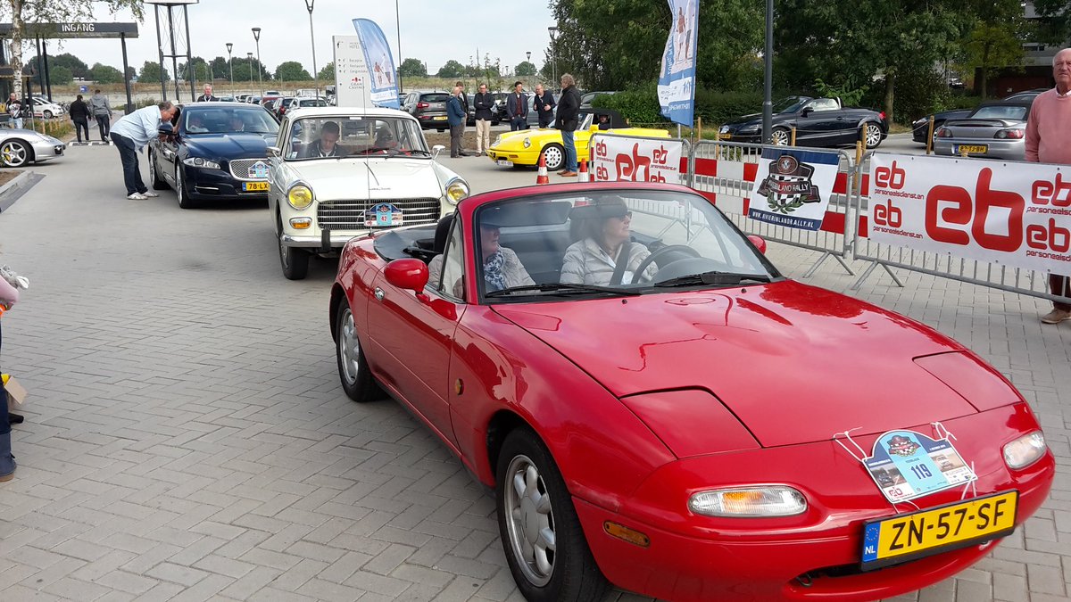 66 equipes <a href="/KiwanisTiel/">Kiwanis Tiel</a> Rivierenlandrally mogen starten. Opbrengst voor goede doelen. <a href="/stheartbeat/">Stichting Heartbeat</a> en stichting zo. Mooi initiatief 🏁🚗🚘