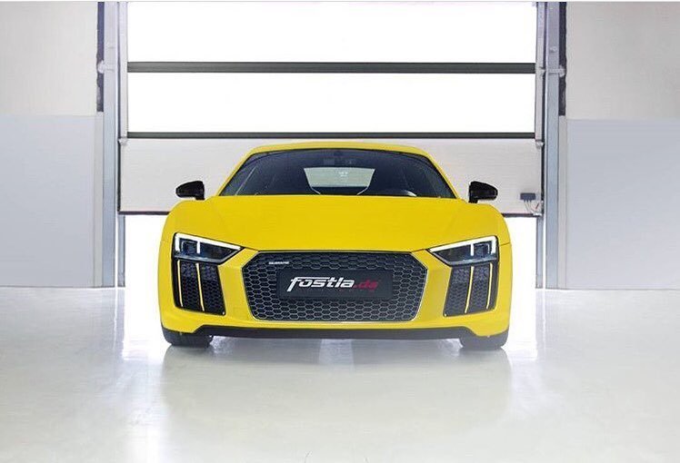 audidriven's tweet photo. Looks surreal - is real ๐ฑ
#newR8 in #matteyellow wrap
----
photo @fosla_ppperformance_hannโฆ https://t.co/oqRFSbyxjS https://t.co/F3mfQ1g0Qy