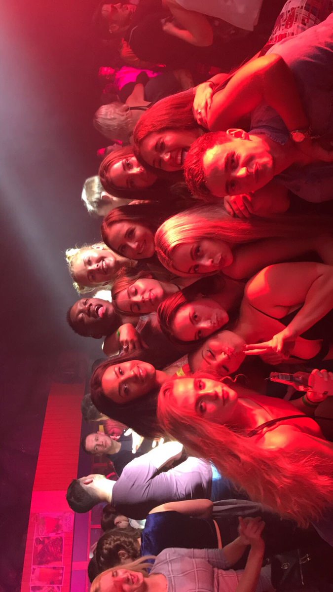 anna_gardener's tweet photo. Had THE best time last night at Thorpe park with the best people!✨🔥🎉 https://t.co/2XkGTbTNYV