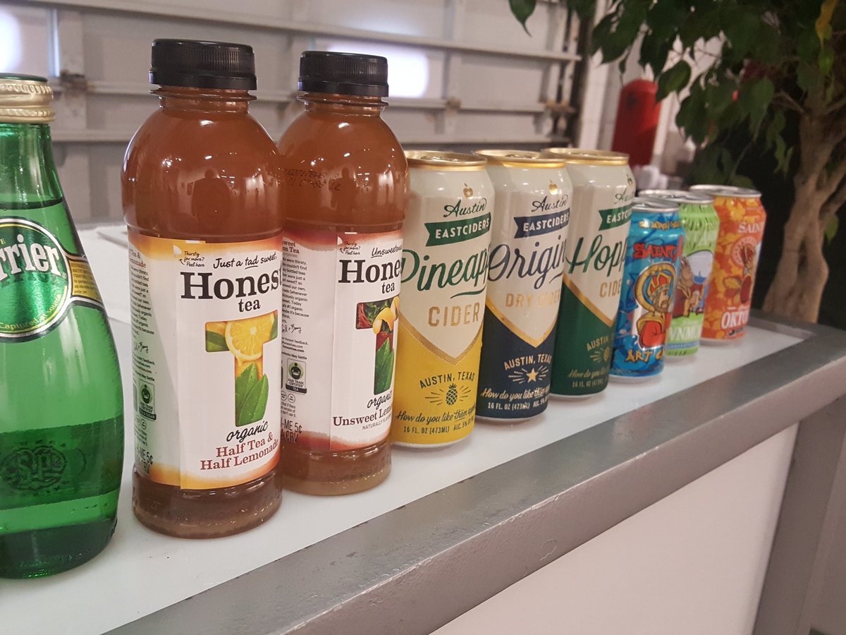 HoustonArtFair's tweet photo. If you need a drink to pick you up....don't worry we have you covered. There are no excuses to miss the #HoustonArtFair #SundayFunday https://t.co/Z56XEYG6Yg