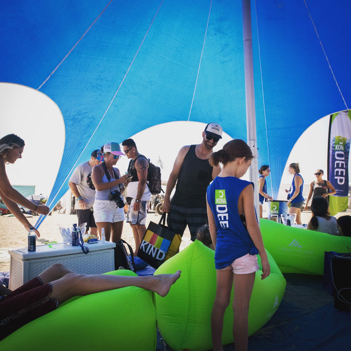 Last day of #PPG2016! Come visit us for some deep hydration and a little relaxation under our blue oasis star tent <a href="/SUPthemag/">SUP Magazine</a> <a href="/KINDSnacks/">KIND Snacks</a>