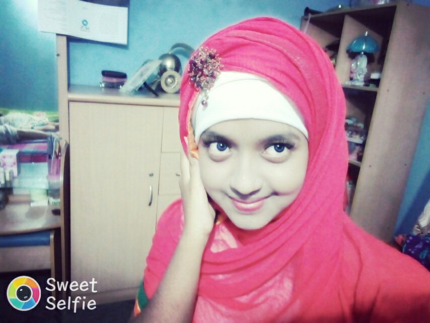 mariahrithik's tweet photo. it's me.....
@deepikapadukone @akshaykumar @FarOutAkhtar https://t.co/5HpnPSfZuX