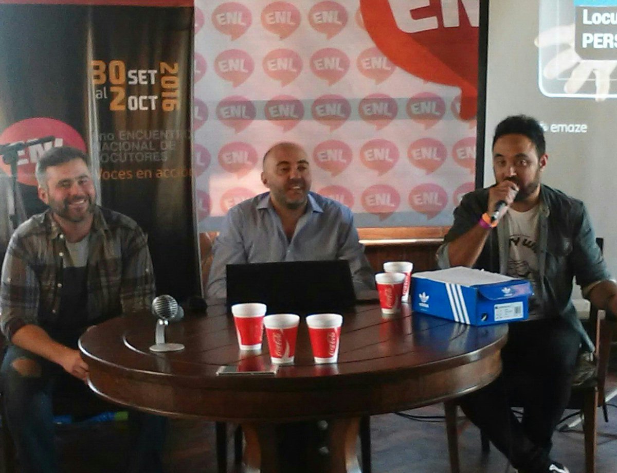 ariassol_'s tweet photo. Conferencia "Periodistas, locutores y redes" en el #ENL2016 con @mmcardarelli @javirosemberg y @FlavioLorenzo https://t.co/6Zn1cuYtJr