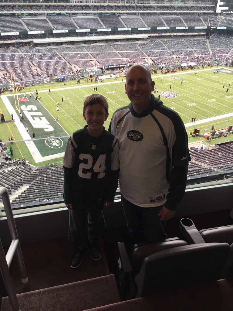 ChristDeStefano's tweet photo. Let's go Jets!!!#Jets https://t.co/X3vyU4molq