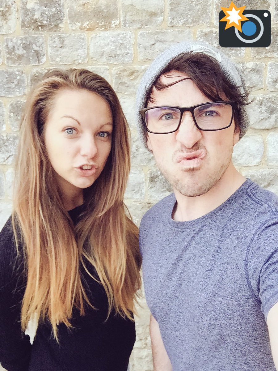 Awesome session today photographing head shots for Annabelle Goff 🤓📷