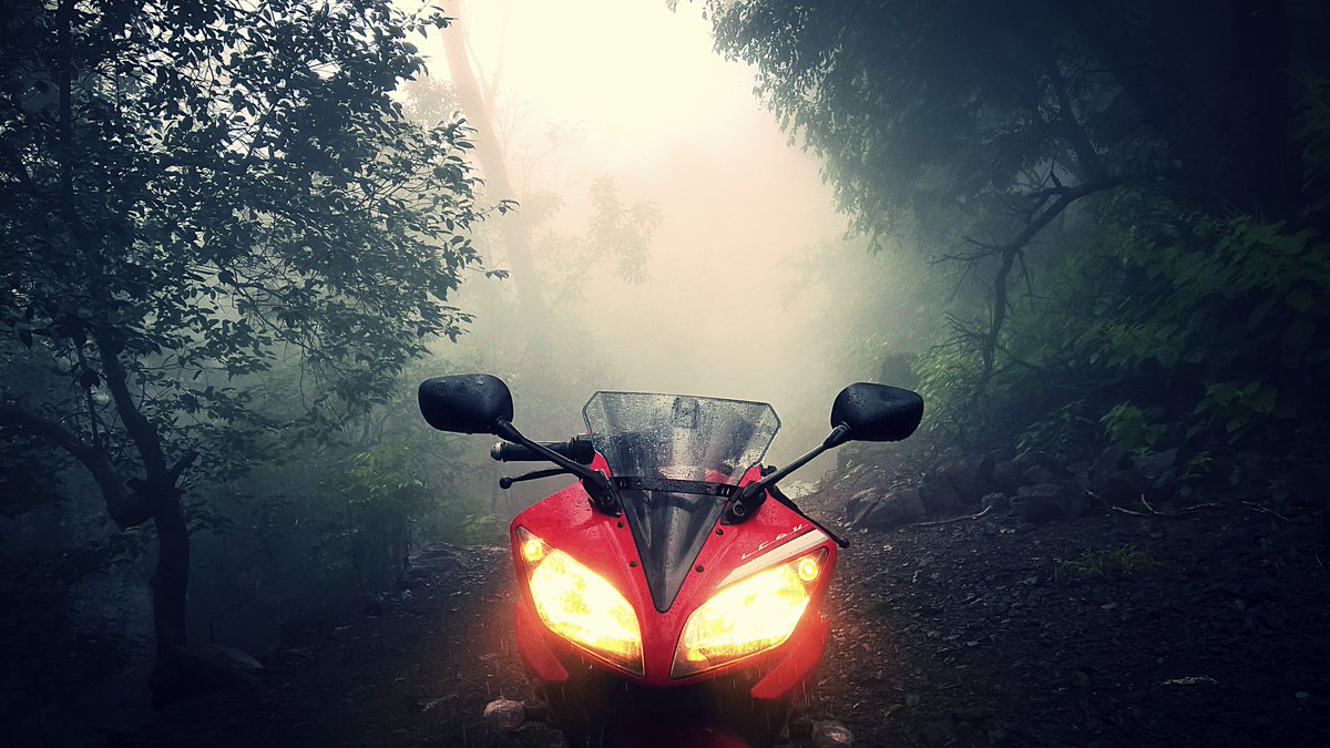 NickBhosale's tweet photo. ☘ SearChinG FoR PeacE 🌿 @India_Yamaha @SJCAM_Official https://t.co/WGRCqDxSGZ