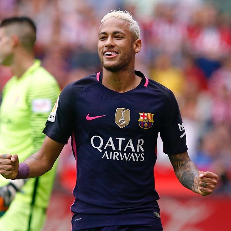 neymarjr's tweet photo. Que Deus nos abençoe e nos proteja 🙏 ⚽ #laliga https://t.co/CzKdsg2htD