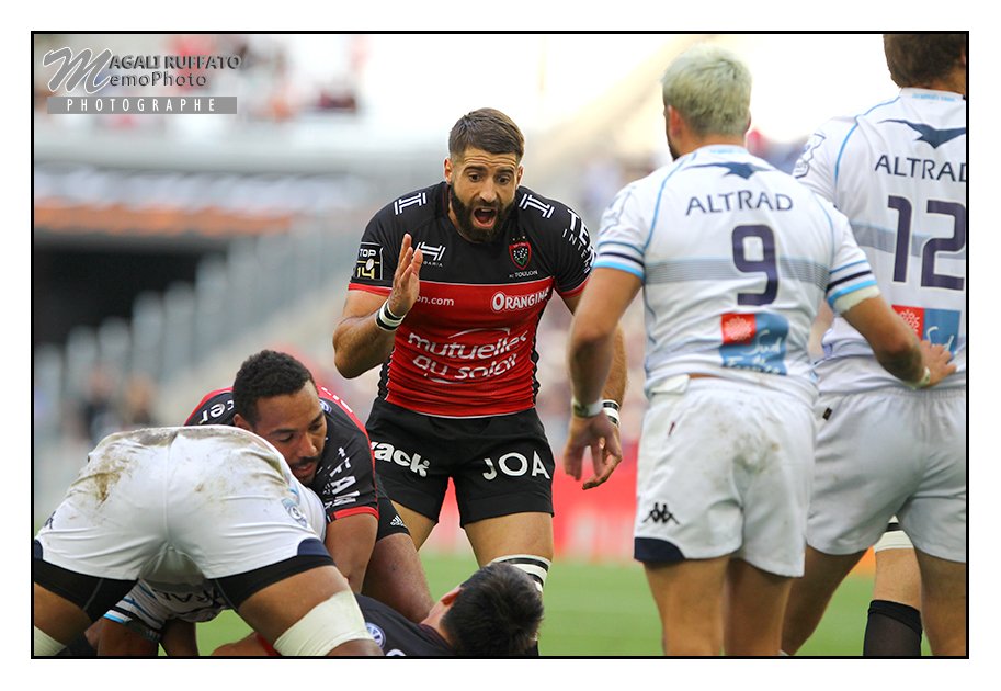 MagaliRUFFATO's tweet photo. Sébastien Tillous Borde mène son pack vers le bonus...
https://t.co/4rOLC1mxad @RCTofficiel @SebTillousBorde https://t.co/iVibQt4eoZ