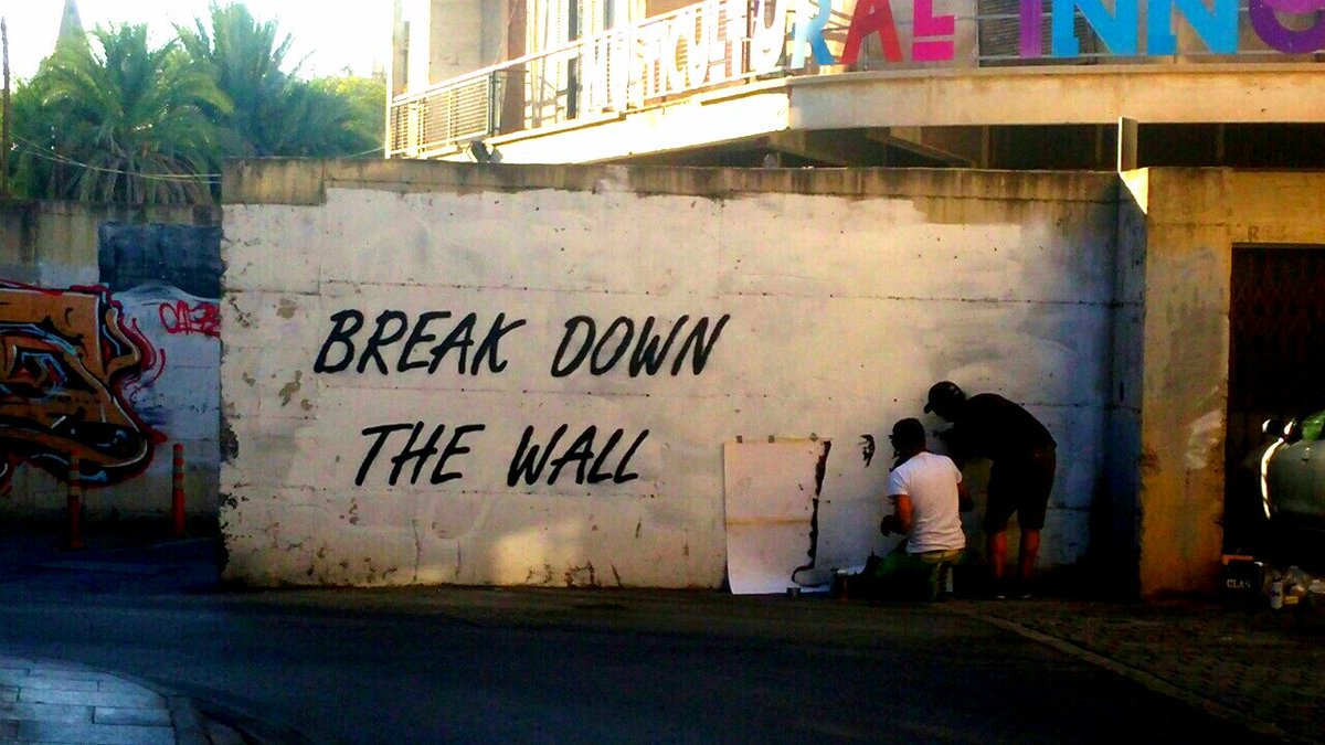 nicholasgeo's tweet photo. Μετά από μία "λευκή" περίοδο το #break_down_the_wall επέστρεψε στον τοίχο της πρωτεύουσας #cyprus @MariosKaratzias @womancyp @SerapChris https://t.co/sTYiKB2a3v