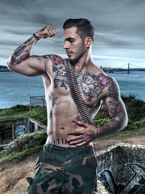 risa_lynn25's tweet photo. Alex Minsky may or may not be my newest obsession! #alexminsky #holyhotnessbatman https://t.co/XWsmgnykKp https://t.co/mkRqzQDGPM