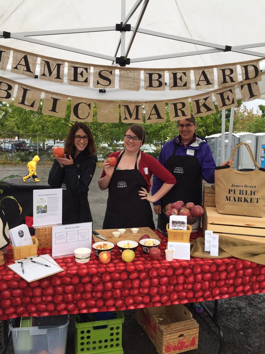 JamesBeardPubMk's tweet photo. We're live at @OMSI Harvest Fest, come on out! https://t.co/VlRS6soySi