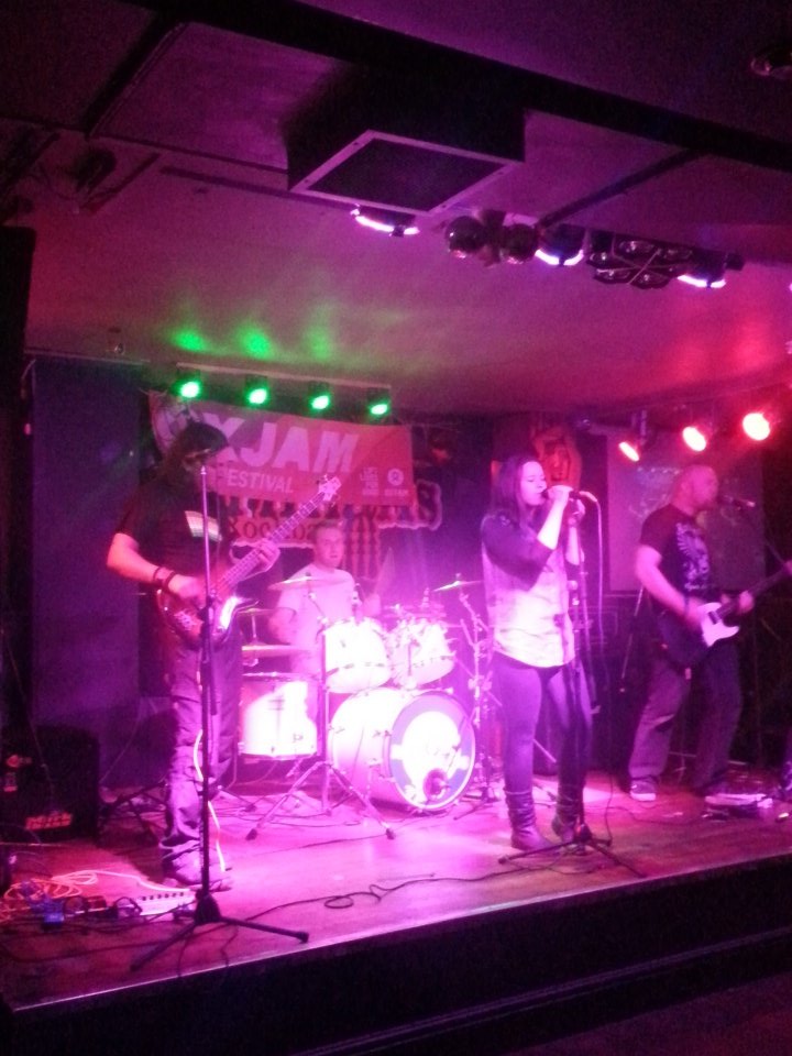 MusicMetrop's tweet photo. @enversaband #live  @TrilliansRock  @OxjamNewc  #newcastle  #music  #livemusic https://t.co/IEtt6G9a9s