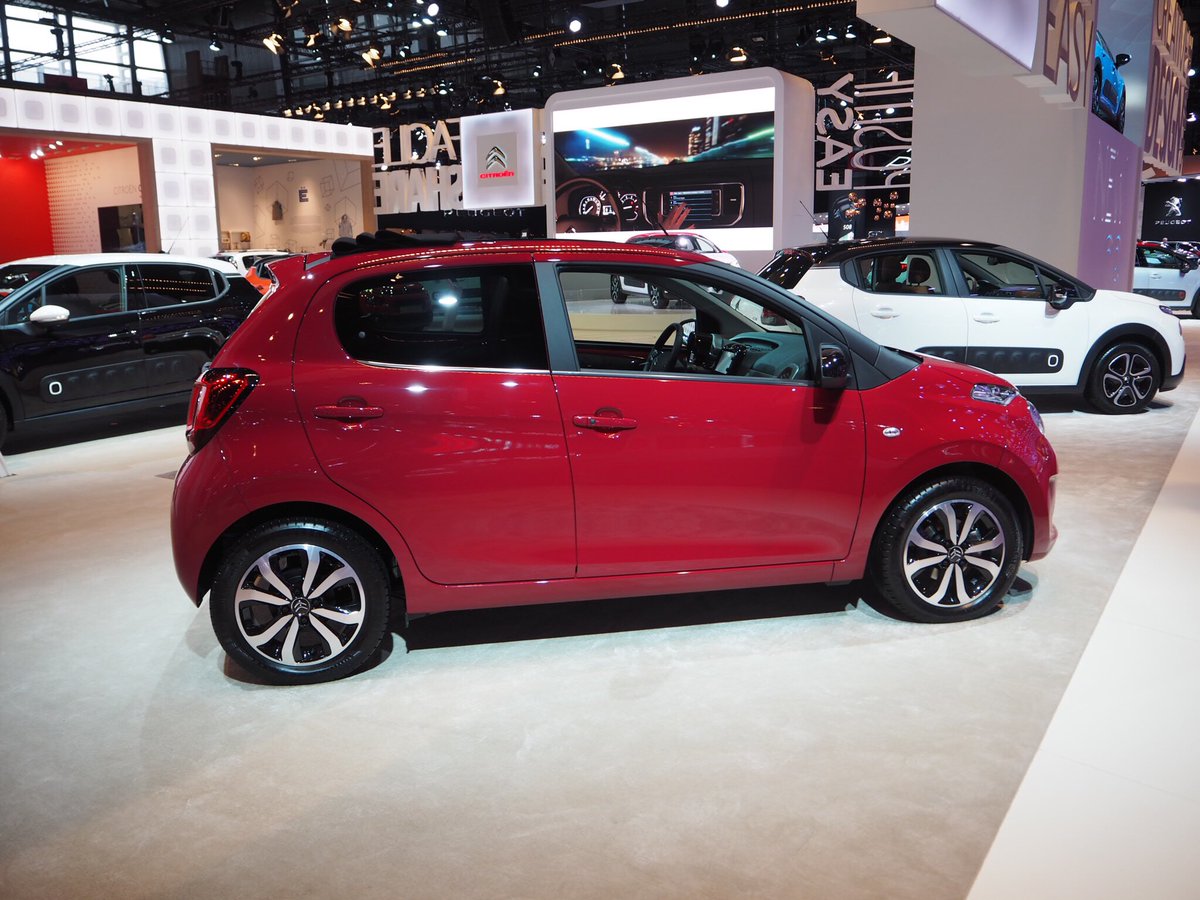 mondialdelauto's tweet photo. La nouvelle C1 @CitroenFrance est présentée sur le Mondial, Pavillon 1 ! Qu'en pensez-vous ?
#MondialAuto https://t.co/lXIjCfckHG