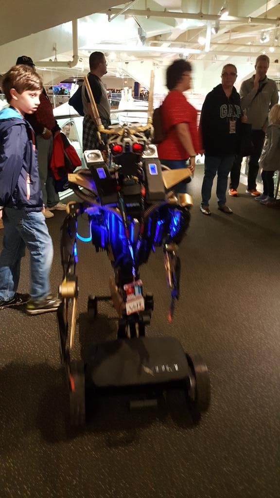 FutureworksNYC's tweet image. Robots galore at Maker Faire! #wmf2016 #makerfaire #makersgonnamake #robotics